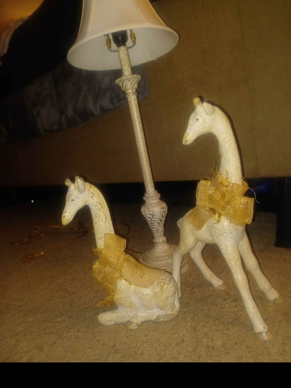 Vintage Style Ivory Giraffe Figurine Set with Gold Bows